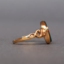Load image into Gallery viewer, Antique Victorian intaglio signet ring with bloodstone in 14ct gold