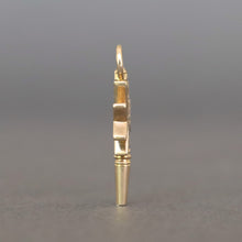 Load image into Gallery viewer, Antique Victorian era Maltese cross watch key in 14ct gold