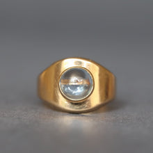 Load image into Gallery viewer, Vintage spinel ring. Grey spinel ring. Gray spinel ring. Smoky grey spinel. Smoky gray spinel. Vintage minimalist ring. 1960s spinel ring. Cabochon spinel ring. Vintage Scandi ring. Vintage Scandinavian ring. Vintage Swedish ring.