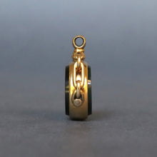 Load image into Gallery viewer, Antique Victorian era spinner fob with intaglio in 18ct gold