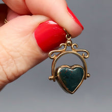 Load image into Gallery viewer, Vintage heart-shaped spinner fob in 9ct gold with bloodstone & onyx