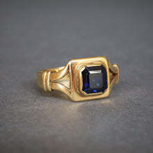 Load image into Gallery viewer, Early vintage square-cut sapphire ring in 18ct gold