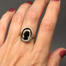 Load image into Gallery viewer, Antique silhouette ring. Georgian silhouette ring. Antique portrait ring. Georgian portrait ring. Male silhouette ring. Verre eglomise. Verre eglomise ring. Verre eglomise jewelry. Verre eglomise jewellery. Antique verre eglomise.
