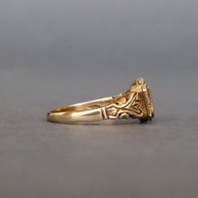 Load image into Gallery viewer, Vintage poison ring with family crest in 9ct gold