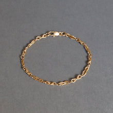 Load image into Gallery viewer, Vintage triple link knot bracelet in 9ct gold