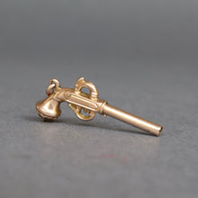 Load image into Gallery viewer, Antique Victorian telescopic pencil pistol pendant in 9ct gold