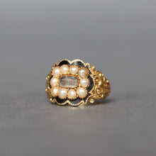 Load image into Gallery viewer, Antique Georgian era mourning pinky ring with enamel in 18ct gold