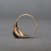Load image into Gallery viewer, Vintage cabochon signet ring with synthetic ruby in 9ct gold