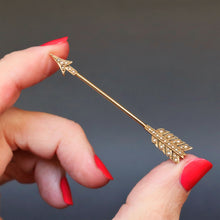 Load image into Gallery viewer, Antique arrow pin. Pearl arrow pin. Seed pearl arrow pin. Converter arrow pin. Antique arrow pendant. Gold arrow pendant. Pearl arrow pendant. Seed pearl arrow pendant. Arrow jabot pin. Arrow cliquet pin.