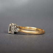 Load image into Gallery viewer, Vintage Art Deco diamond (0.4ct) solitaire ring in platinum & 18ct gold