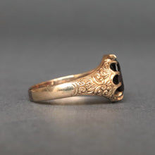 Load image into Gallery viewer, Antique Edwardian era belcher set garnet ring in 9ct gold