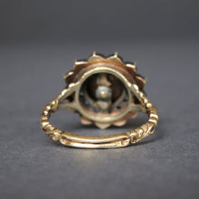 Load image into Gallery viewer, Vintage Georgian-style rose cut diamond rosette ring in 14ct gold
