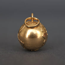 Load image into Gallery viewer, Vintage globe pendant with Florentine finish in 18ct gold