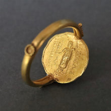 Load image into Gallery viewer, Ring depicting ancient Greek coin, Agathocles & Zeus in 18ct gold
