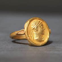 Load image into Gallery viewer, Ring depicting ancient Greek coin, Agathocles & Zeus in 18ct gold