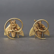 Load image into Gallery viewer, Vintage bee figural drop earrings in 9ct gold
