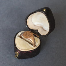 Load image into Gallery viewer, Heart shaped box. Heart shaped ring box. Antique ring box. Antique heart ring box. Antique heart shaped ring box. Vintage heart shaped ring box. Vintage heart ring box. Antique leather ring box. Leather ring box.