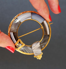 Load image into Gallery viewer, Antique Scottish Order of the Garter annular banded agate brooch pin 18ct 18k gold vintage jewelry jewellery montrose grey lacey