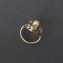 Load image into Gallery viewer, Antique pearl & moonstone ring in 14ct white & yellow gold