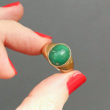 Load image into Gallery viewer, Mid-century ring with large turquoise cabochon in 18ct gold
