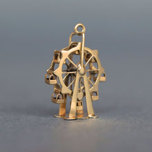 Load image into Gallery viewer, Vintage ferris wheel spinning charm in 14ct gold
