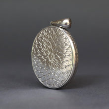 Load image into Gallery viewer, Antique Victorian era leaf motif locket in sterling silver
