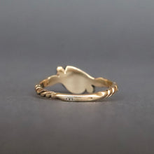 Load image into Gallery viewer, Antique rose cut diamond (0.7ct) foil back ring in 14ct gold
